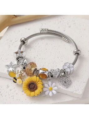 Sunflower and Daisy Charm Bracelet
